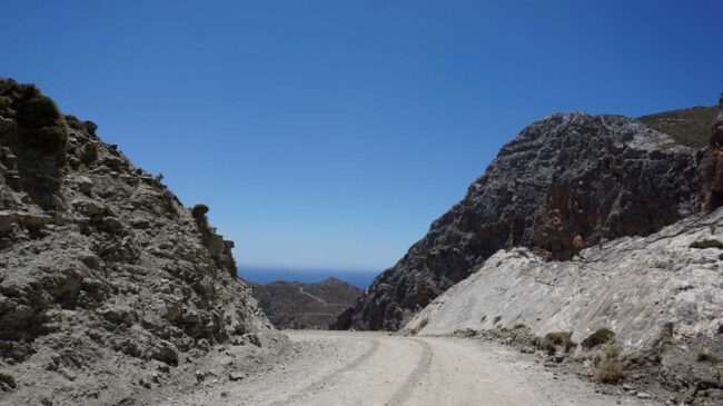 Schotterpiste auf Kreta