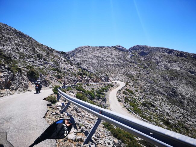 Serpentinen auf Kreta